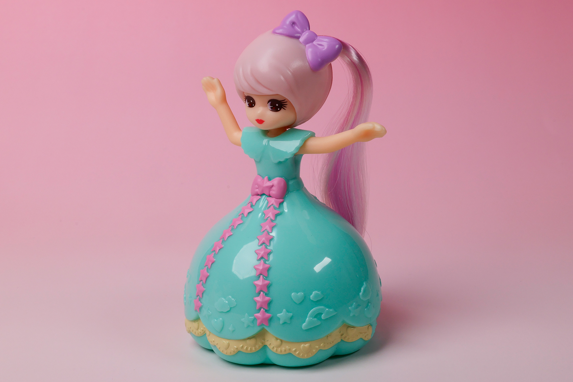 まるでパーティ会場に訪れたときのような雰囲気である