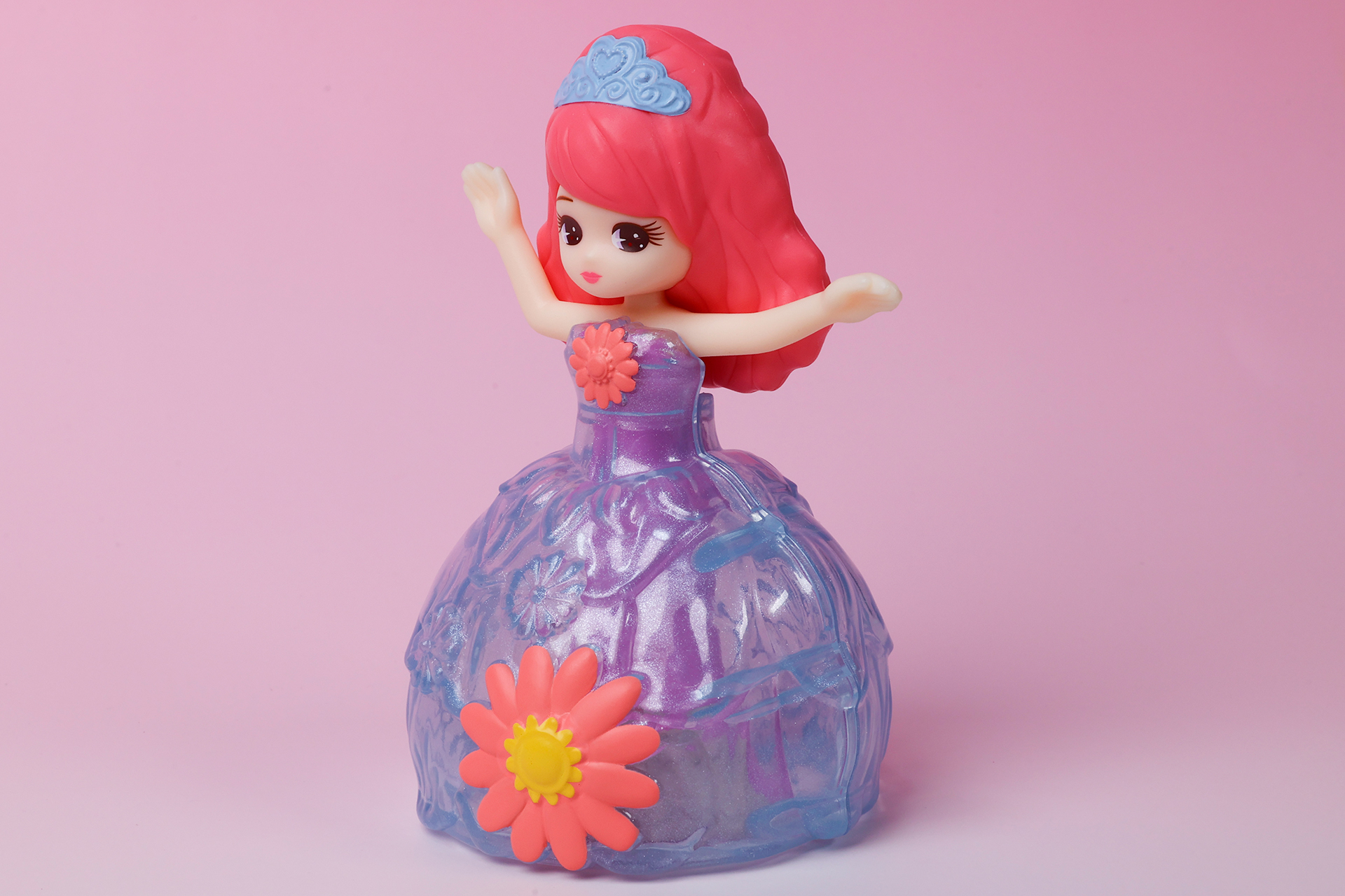 大きな花柄マークが可愛らしい