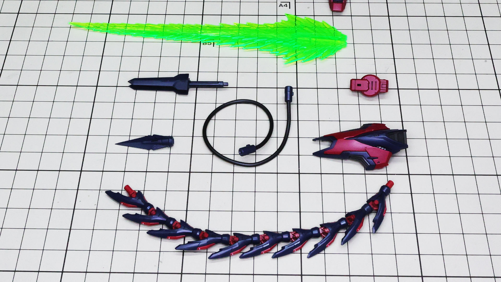 装備はビームソードとヒートロッドです