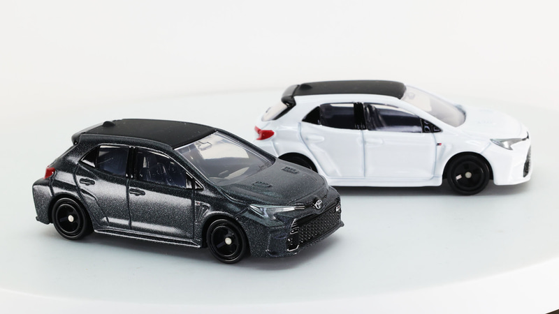 公道を走れるレーシングカー的なたたずまいを感じます