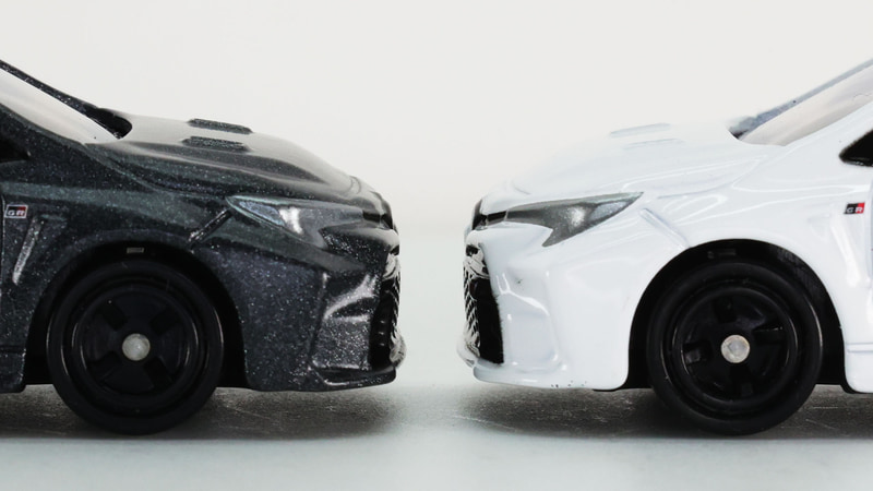 GR顔は横から見ても大迫力です