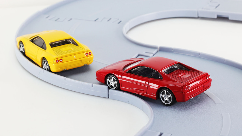 抜きつ抜かれつの展開！