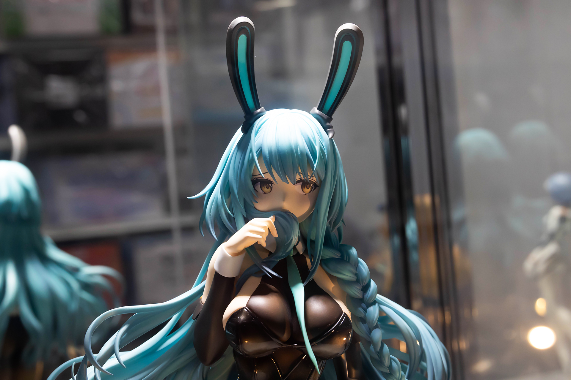 頭に付けたうさ耳がキュート！