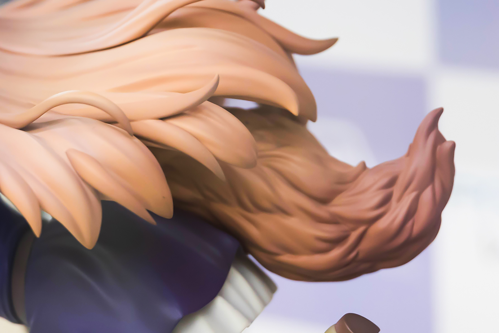 髪と同化しているようにも見えるが、しっぽもこのようにしっかりと再現されている