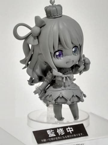 ホロライブ」より紫咲シオンさんと姫森ルーナさんのフィギュアの