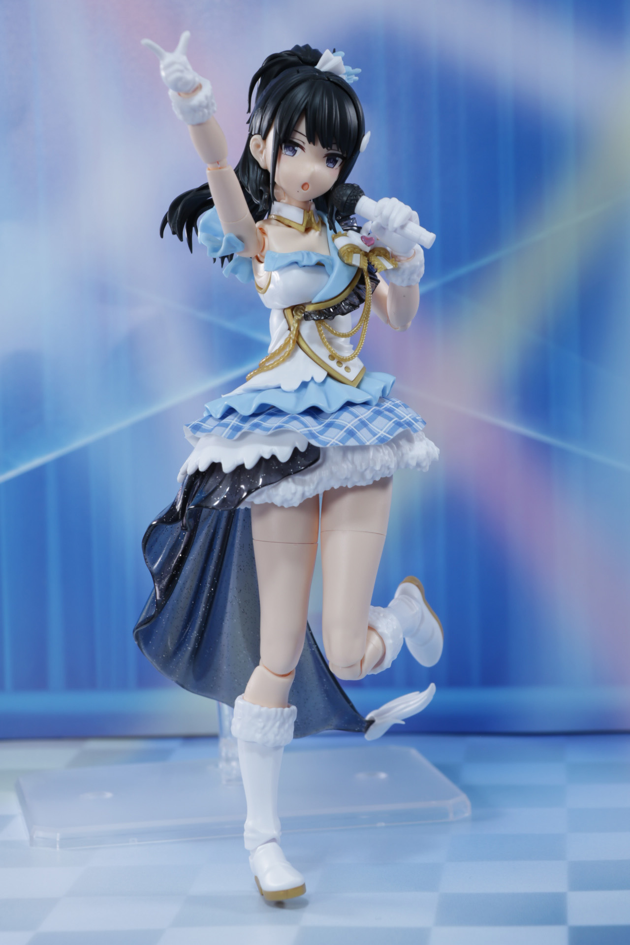 アイドルらしい盛り上がるポーズ