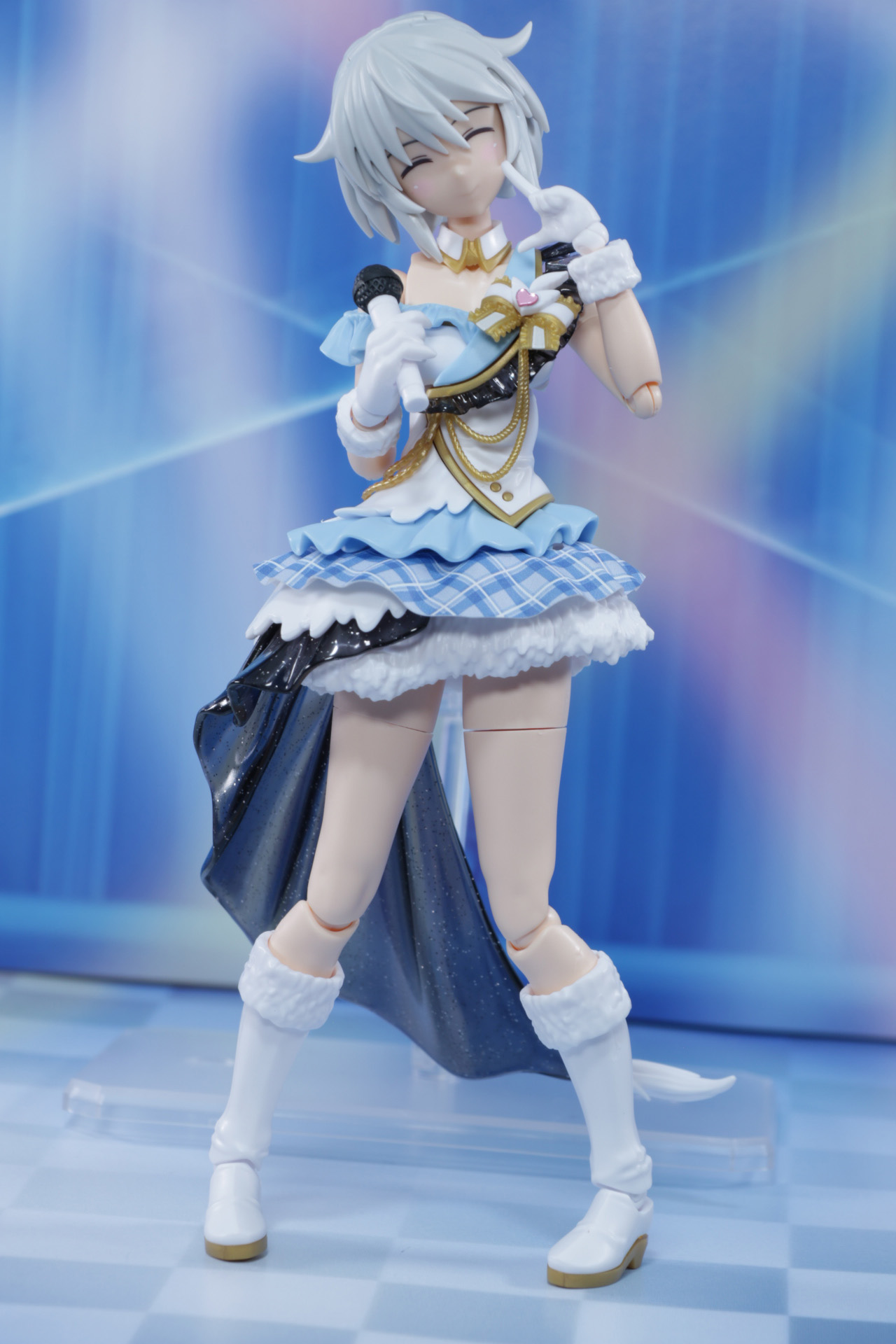 にっこり笑顔でファンサービス