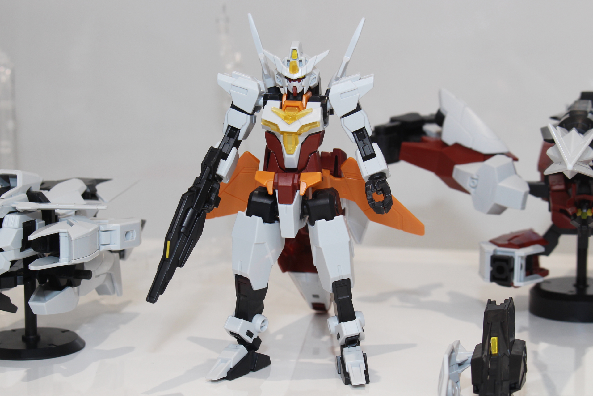 コアガンダムII。リアルタイプカラーにマッチさせた独自のカラーリングに