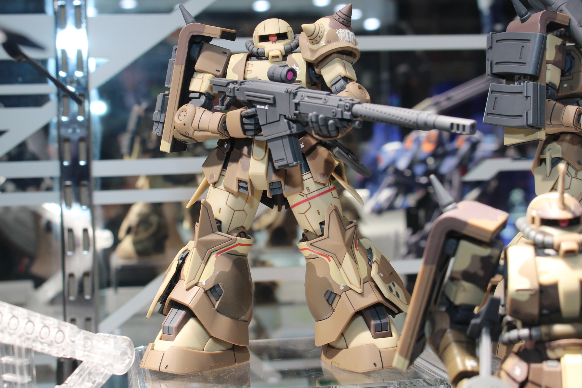 「HG 1/144 高機動型ザク 地上用（ウォルド機）」。8月発送（1次予約分）。価格は3,080円。プレミアムバンダイ販売商品