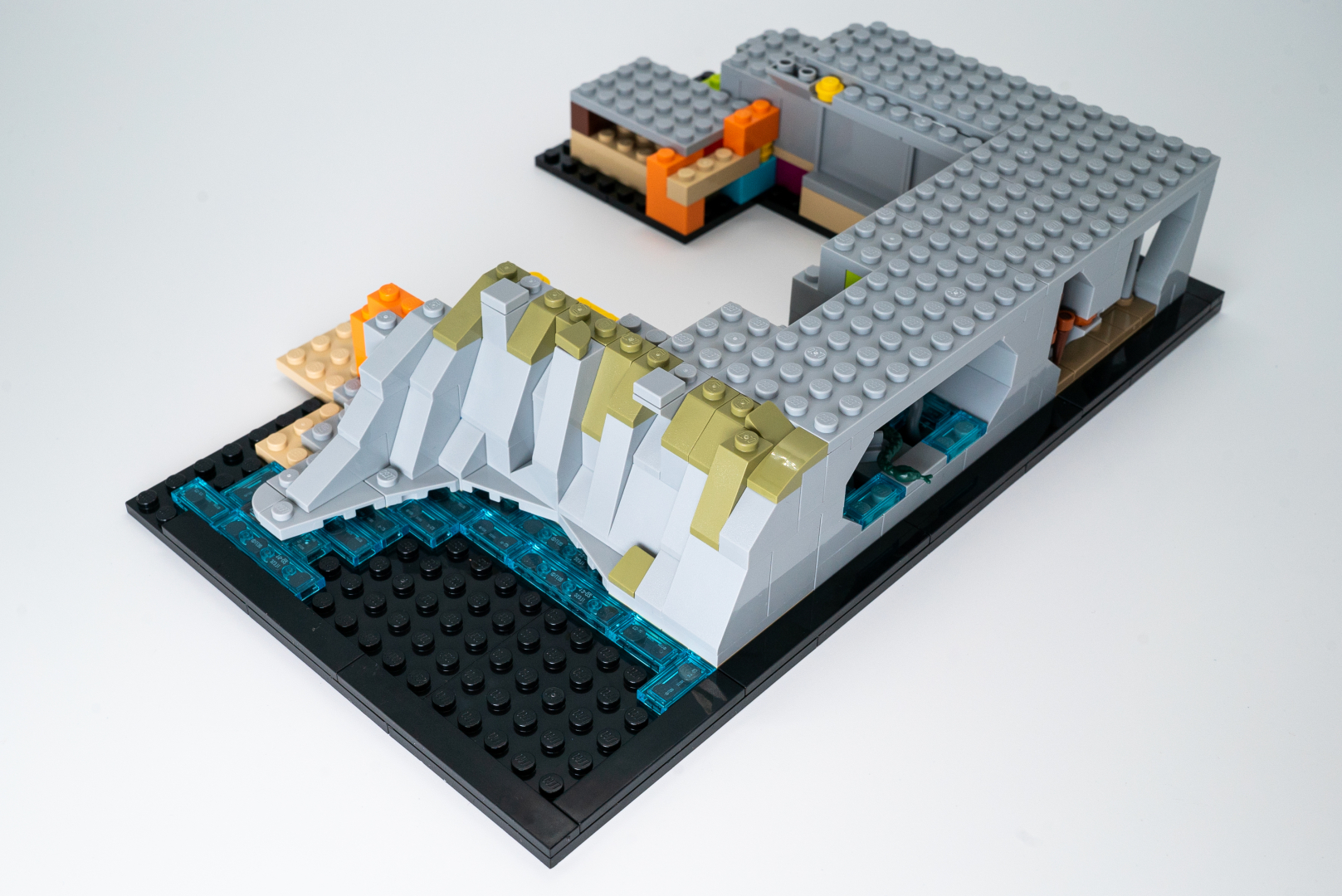 袋3を使って崖や海部分を組み上げる