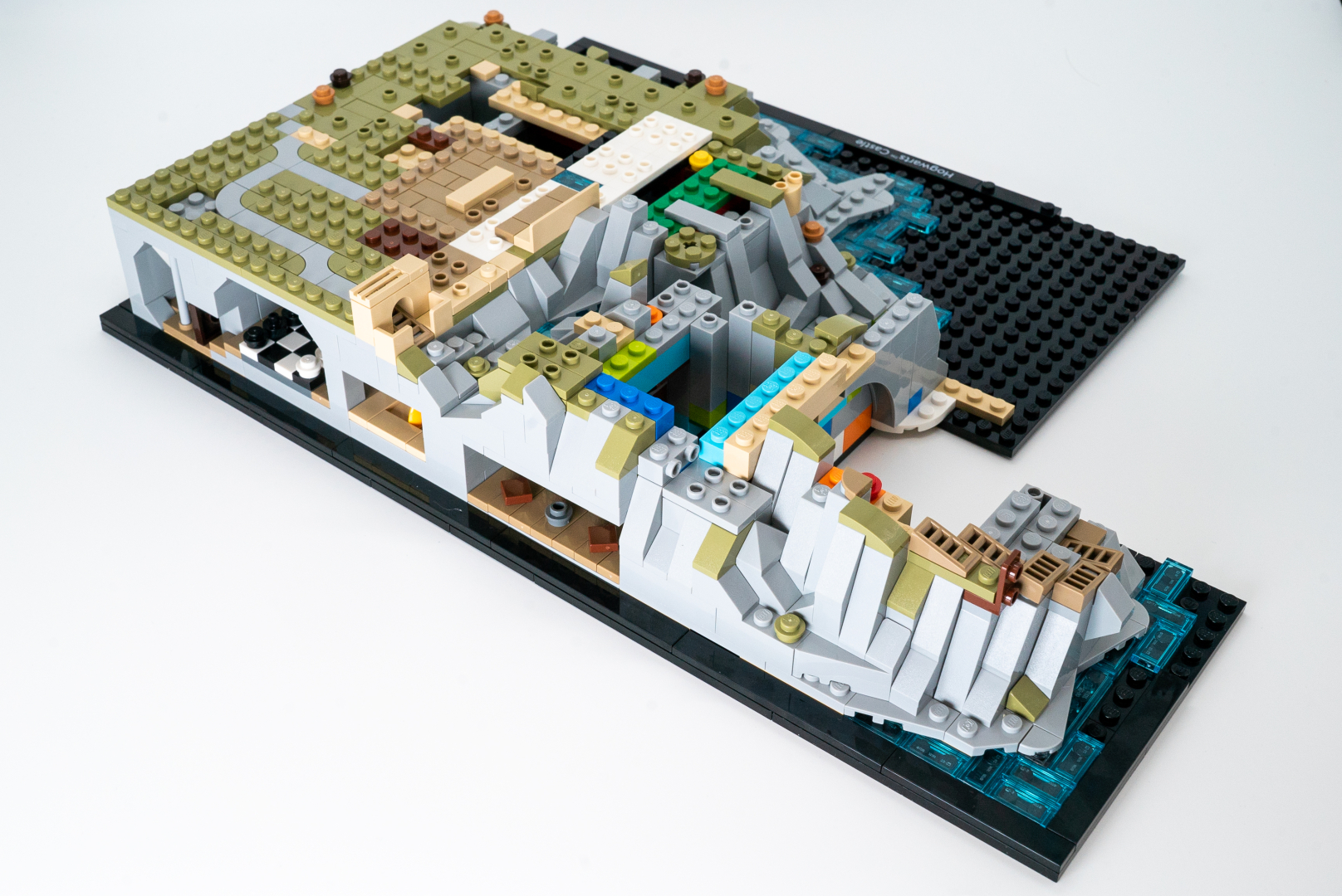 袋8の完成品。崖がイイ感じに組まれていく