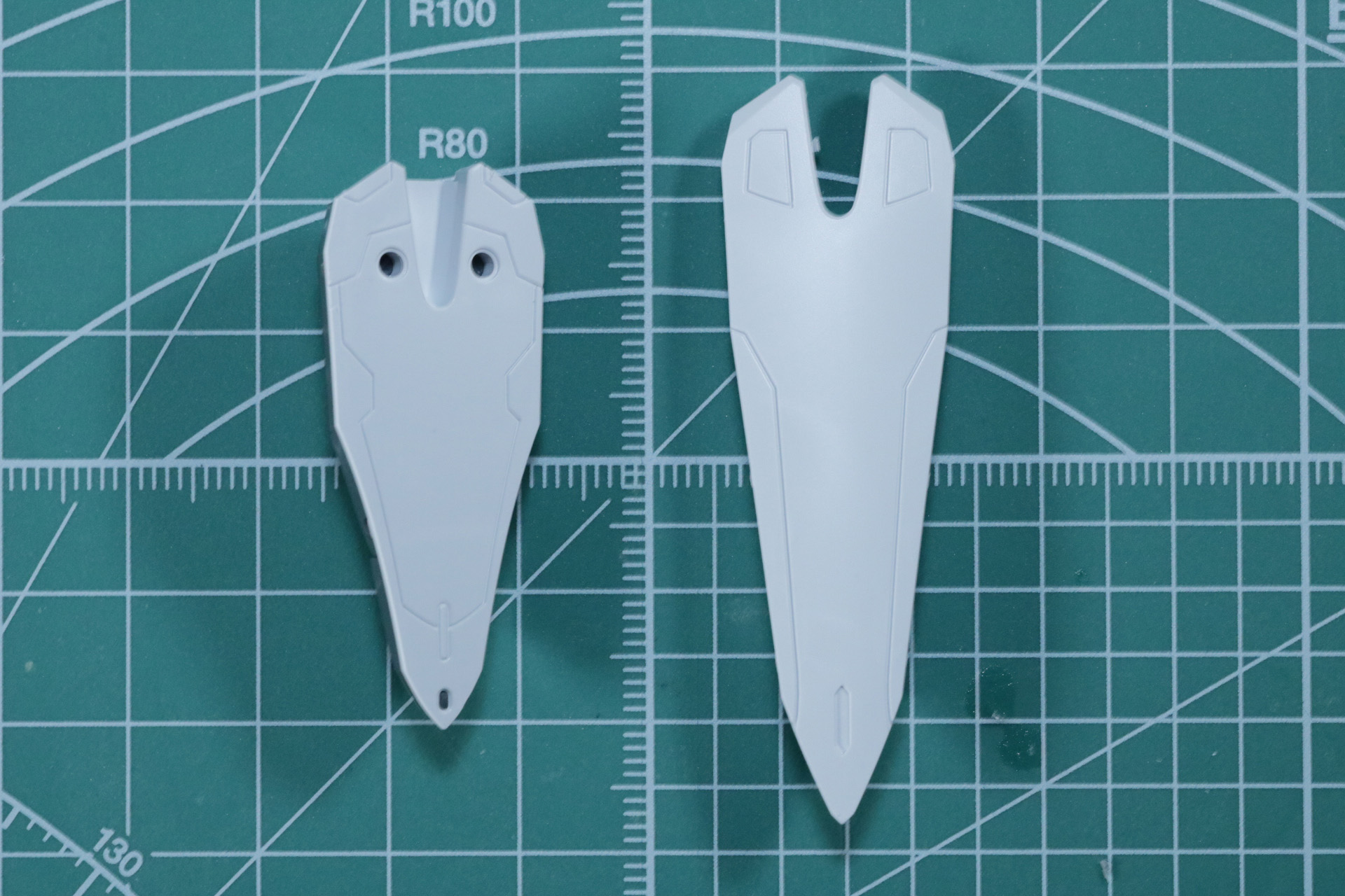 シールド内側にアサルトナイフの収納機構を備えている
