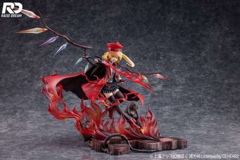 (最終/未開封)東方Project♥フランドール・スカーレット♥軍服♥フィギュア 東方Project」より紅き軍服姿の妹吸血鬼「フランドール・スカーレット