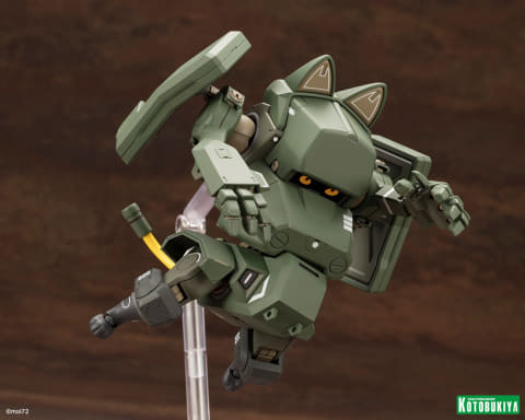 陸上自衛隊07式戦車 なっちん」より武装が強化されたEX仕様のなっちん