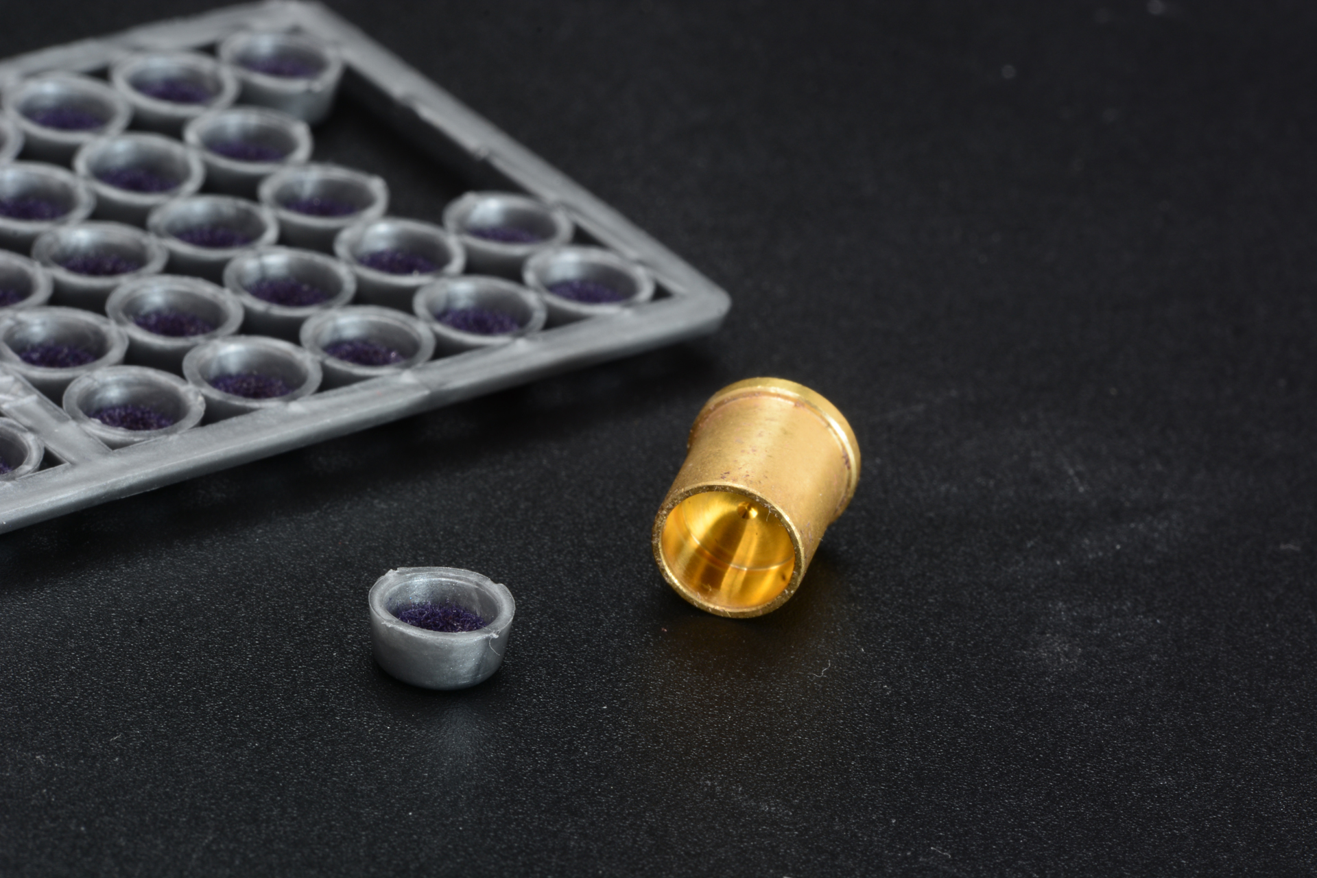 7mmのキャップ火薬を使用可能