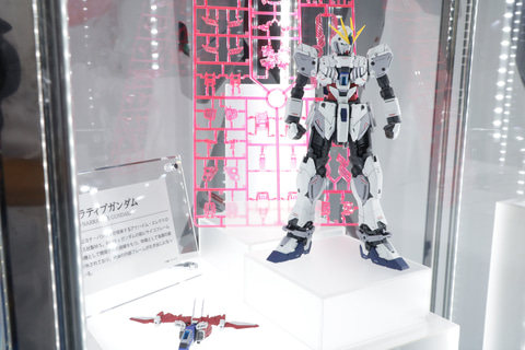 MGだからこそできた表現の追求。「MG ナラティブガンダム C装備 Ver.Ka