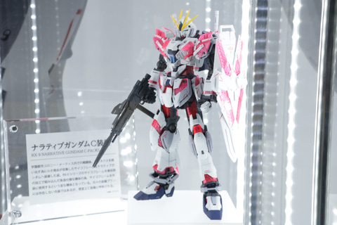 MG ナラティブガンダム　C装備　Ver.Ka完成品 ガンプラ「MG ナラティブガンダム C装備 Ver.Ka」がAmazonにて
