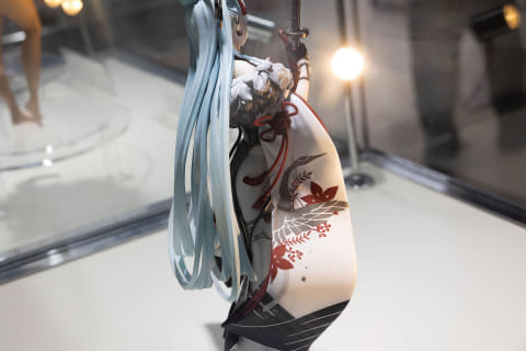 【新品未開封・薄紙付き】暁想 A-Z：[S] -Uchikake-1/7スケール Amazon.co.jp: 暁想 A-Z [S]-Uchikake- 1 7 完成品フィギュア iDELiTE