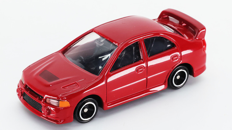 大きく開いているフロントウインドウは車内もばっちり確認できます