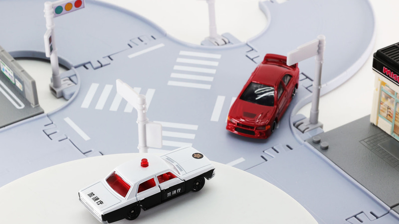 高台から街を見守っています