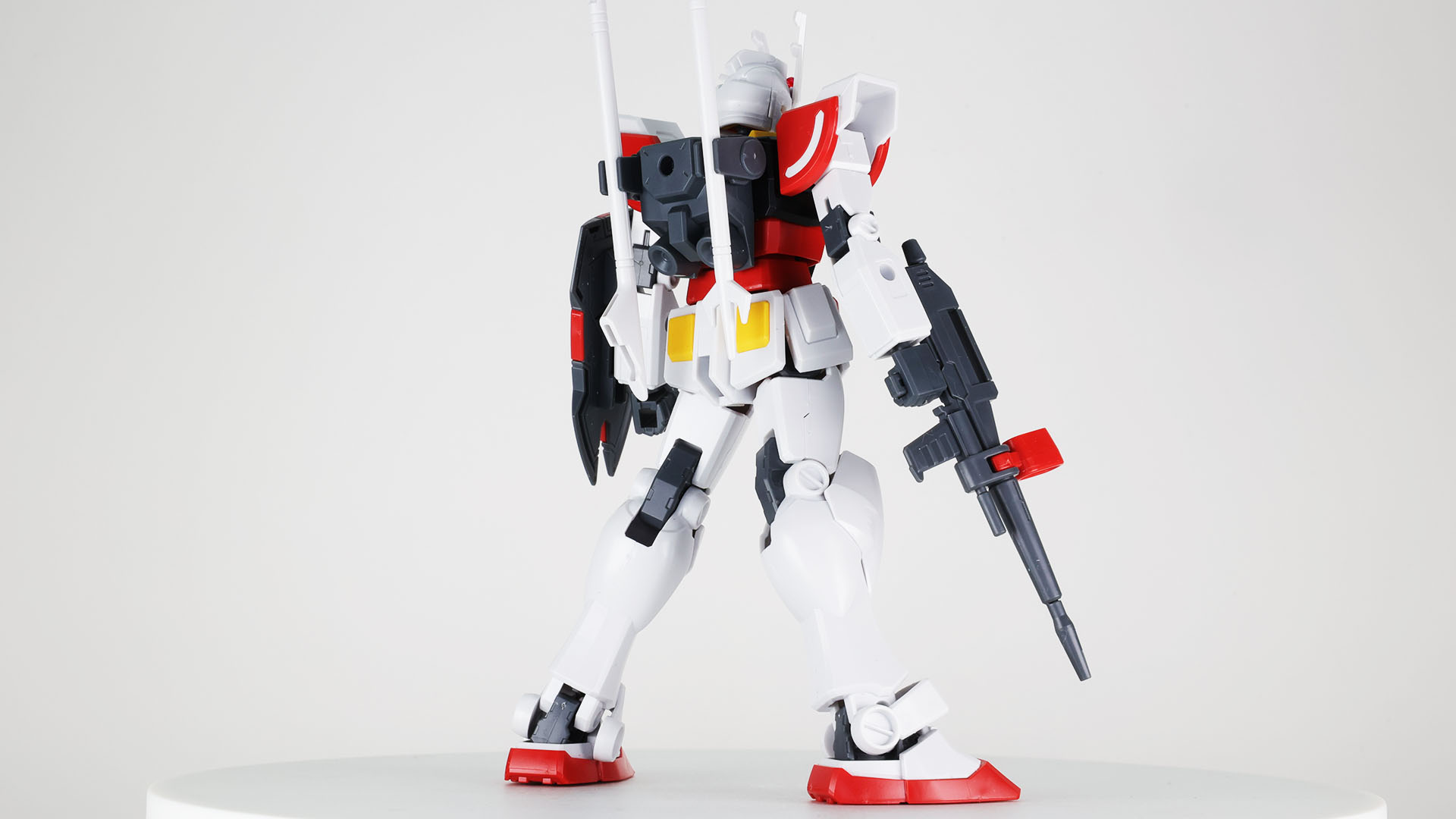 オリジナルランドセルに日本由来のナギナタ的装備があります