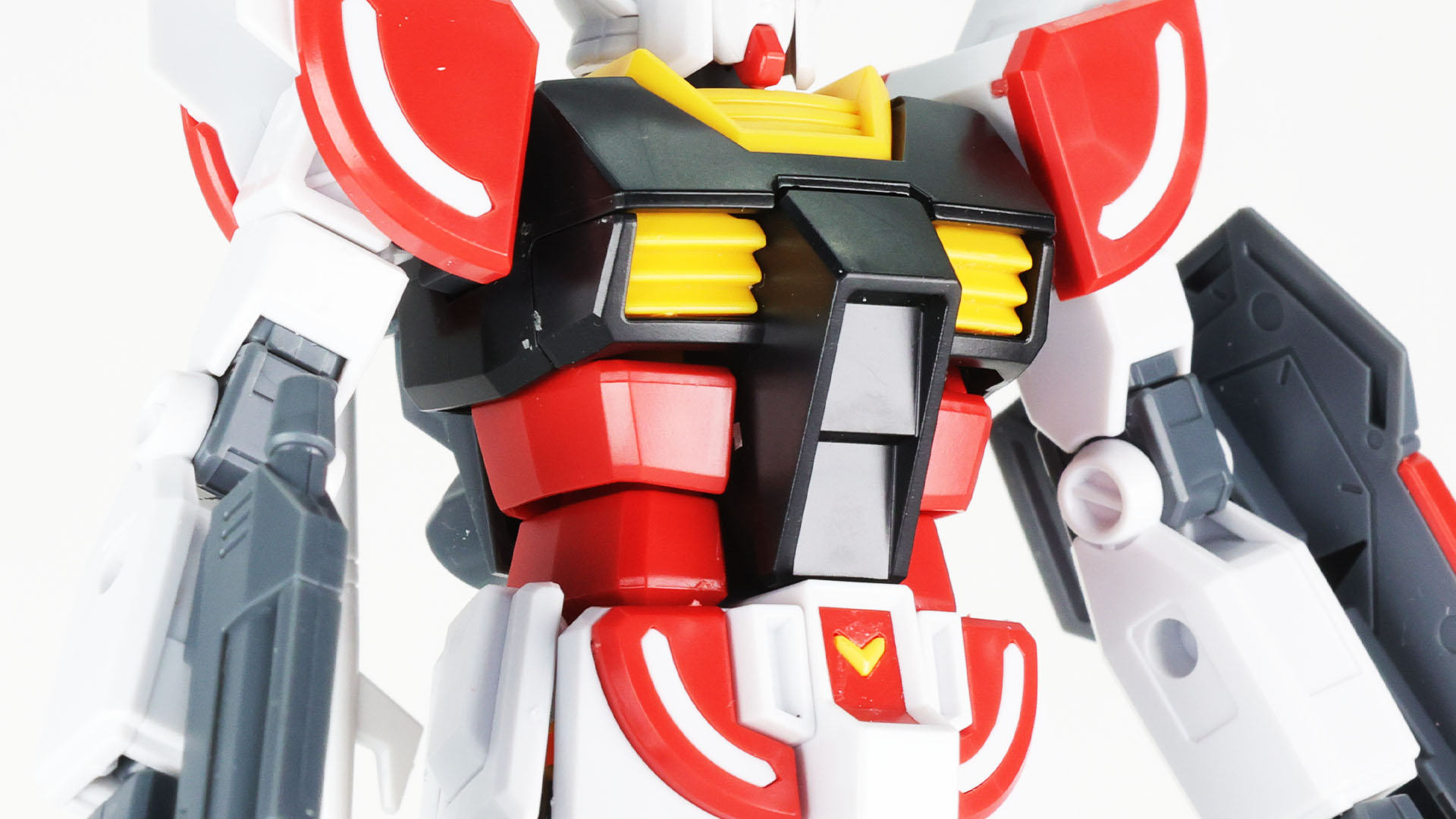 腰のフロントアーマーにも！