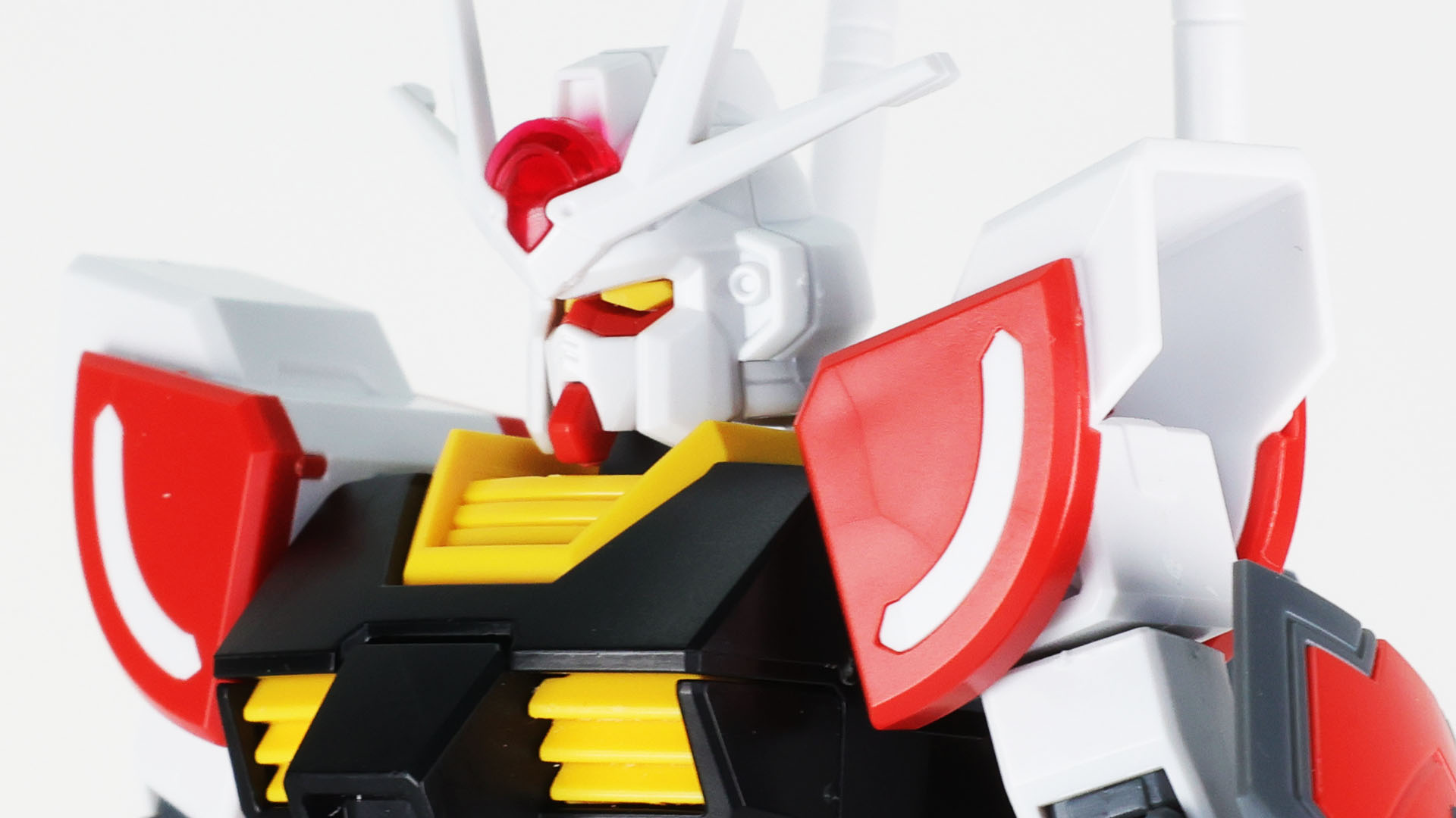 ボディはRX-78-2ガンダムのままでオリジナルカラーリングです