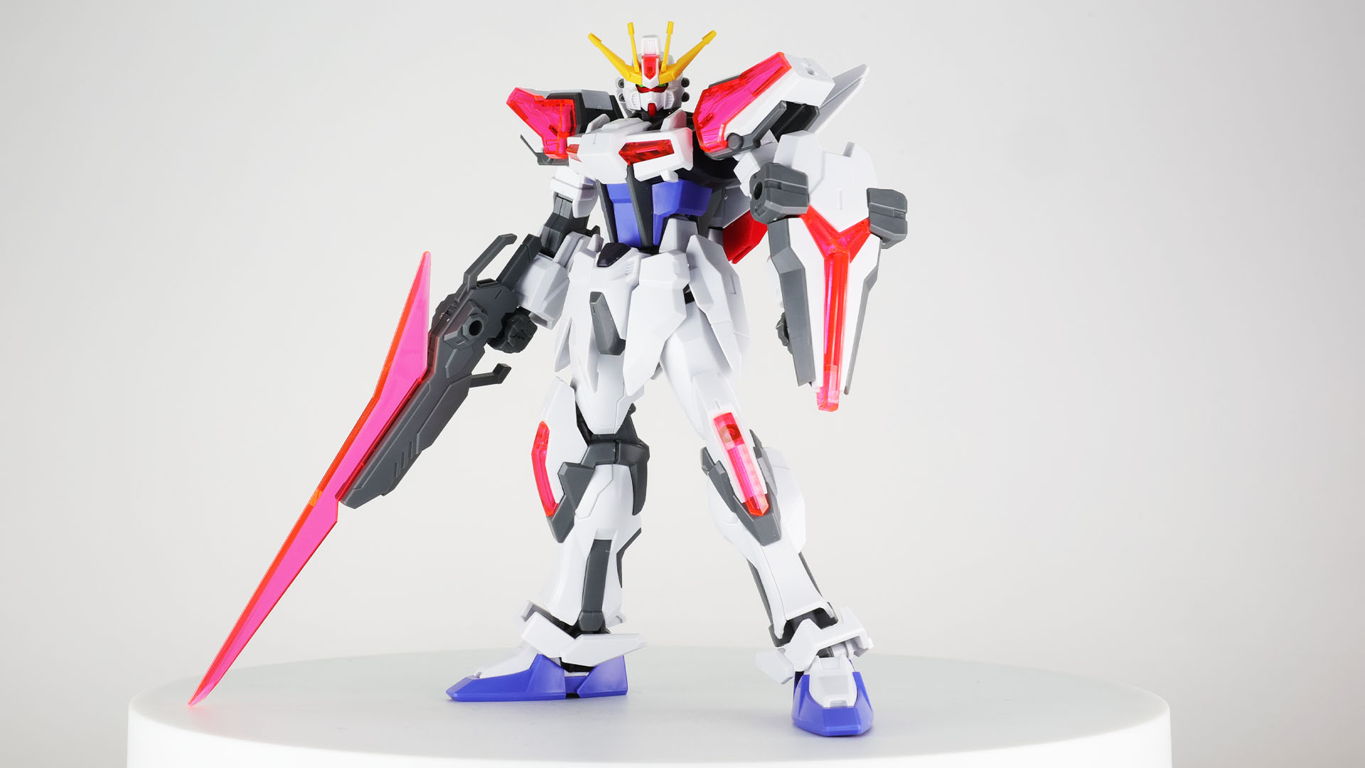 イオリ・セイが生み出した新たなビルドストライクはEGベース！