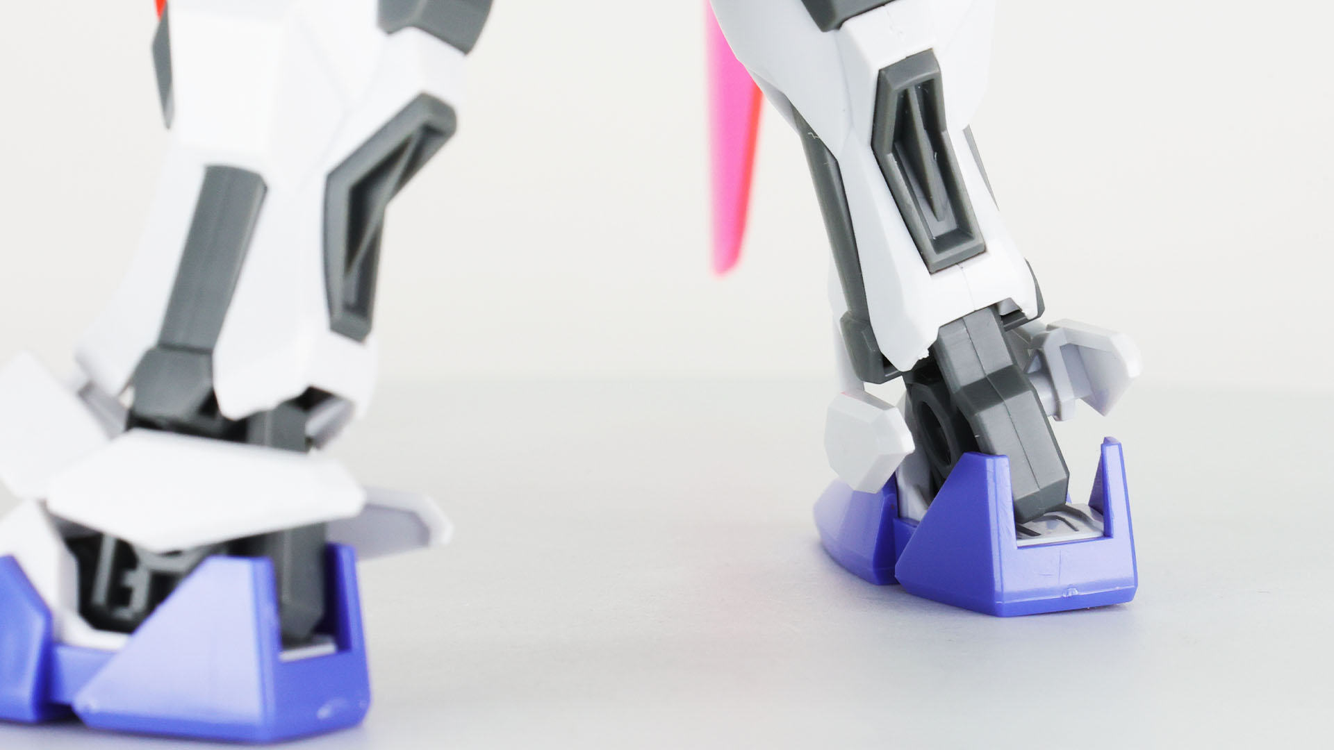 メカフレームが効果的にアクセントとなっています