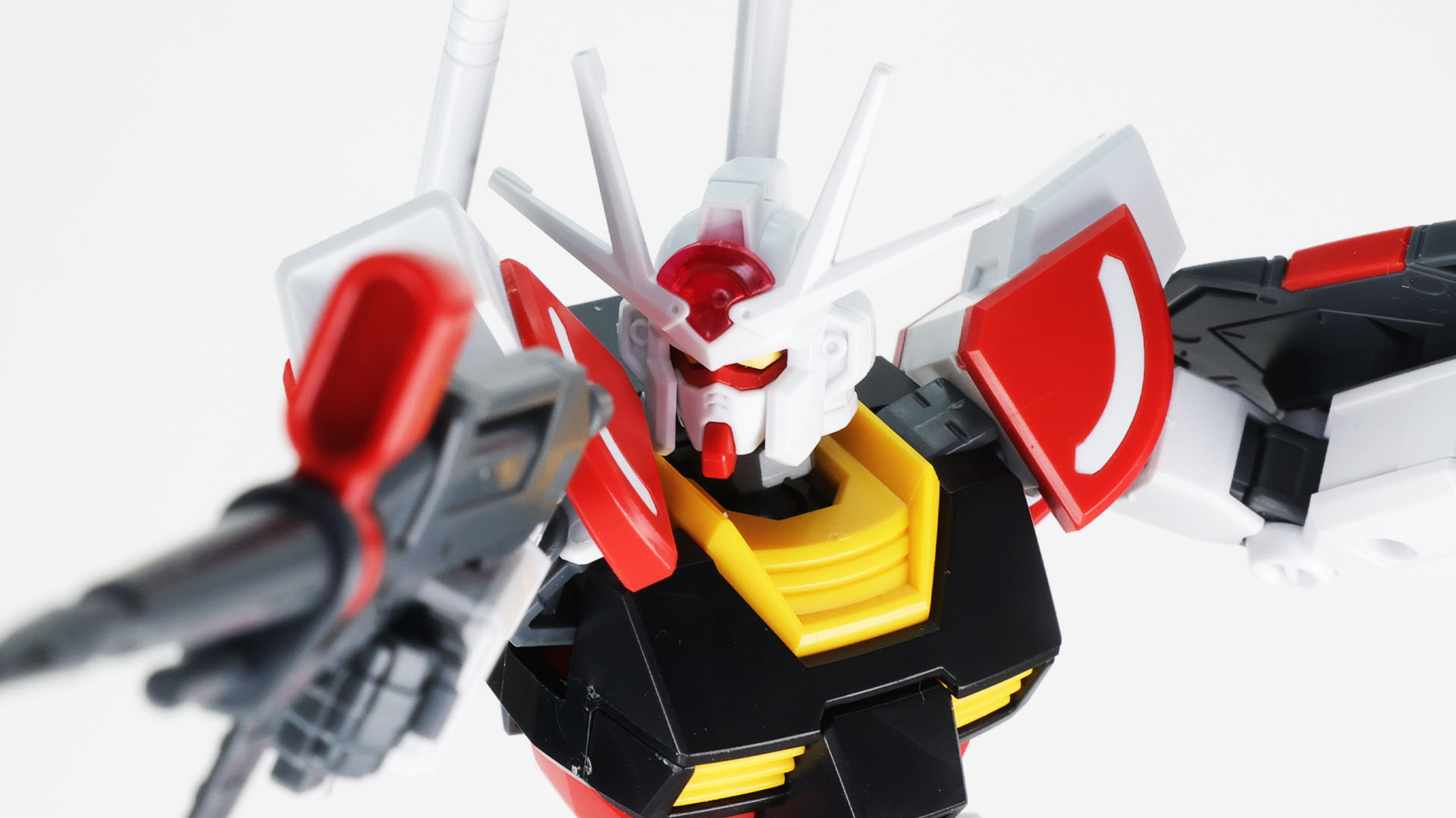 まずはお互いライフル戦から間合いを詰めていく