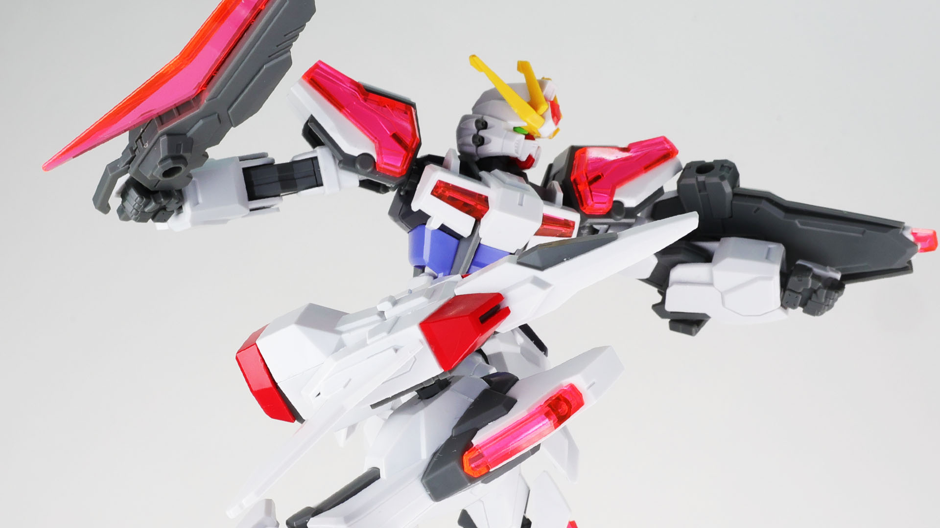 エクシードギャラクシーのギャラクシーファイターは各部に装備可能、キックや……