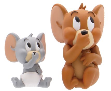 「ミルクに潜るジェリーとタフィー」