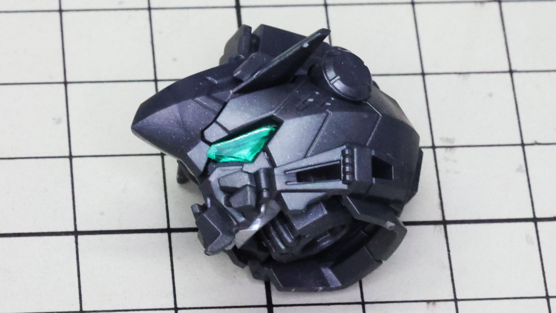 バルバトスの頭部（メカフレーム）が出来上がりました。複雑な面構成はMGを超えるディテールかと！