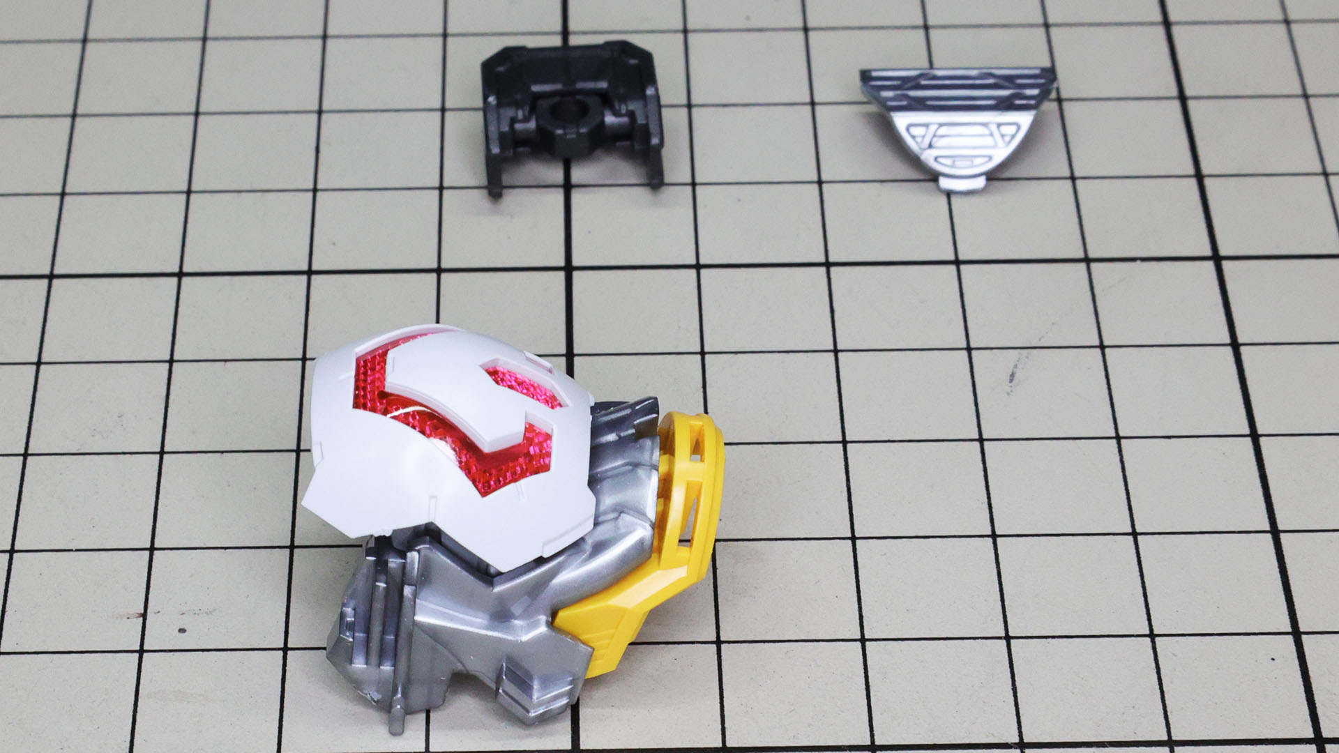 この黄色のパーツがちょっと硬めでした