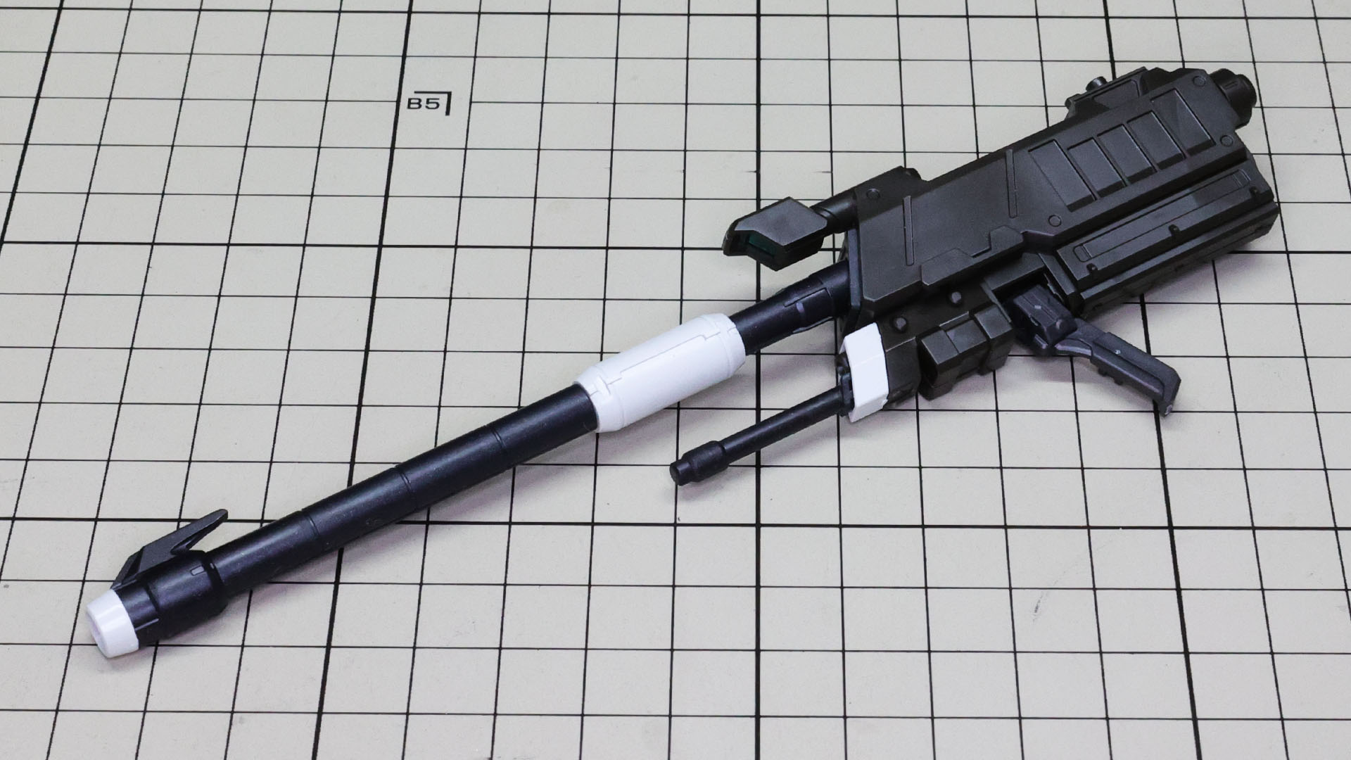 組みあがりました。砲身を通常位置にしました