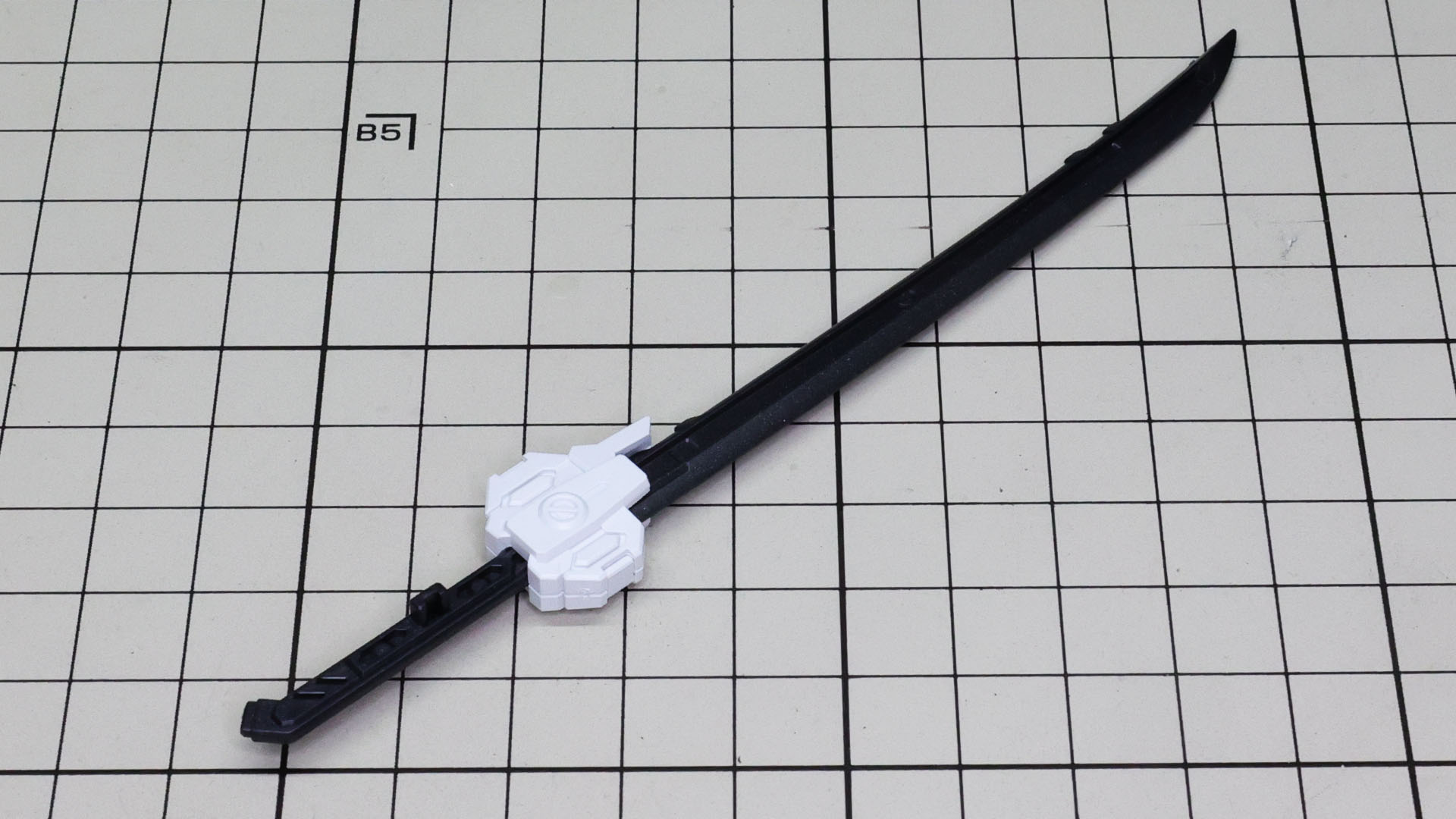 メイスもとても凝った作りです