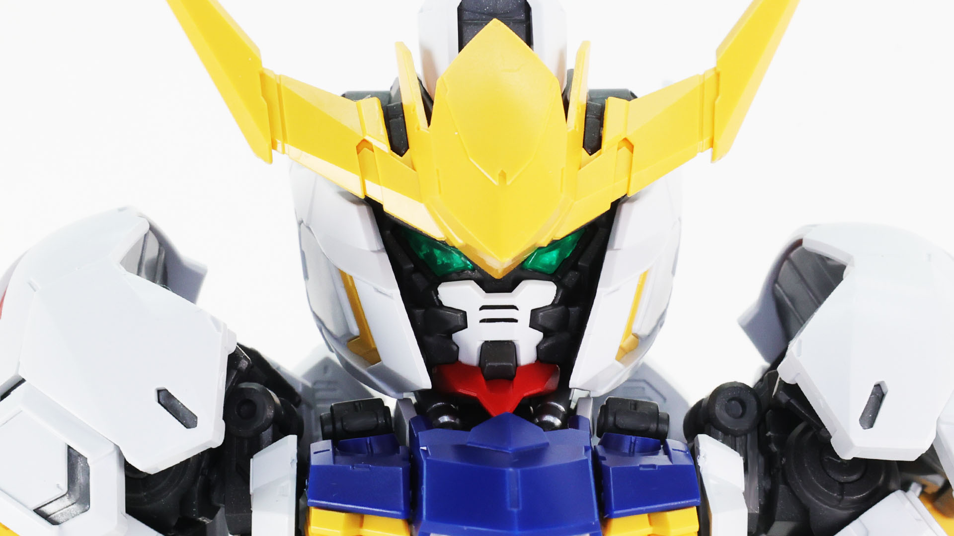 シュッとした顔つきのバルバトスの特徴をよくとらえています