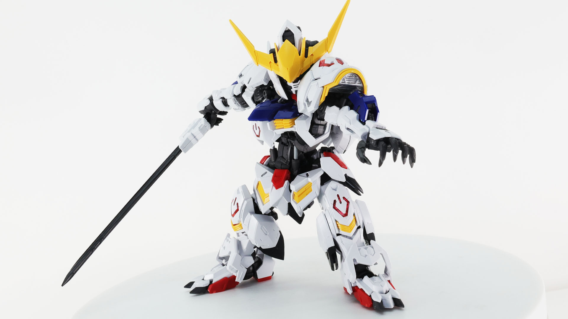 太刀も大きなアクションが似合います！