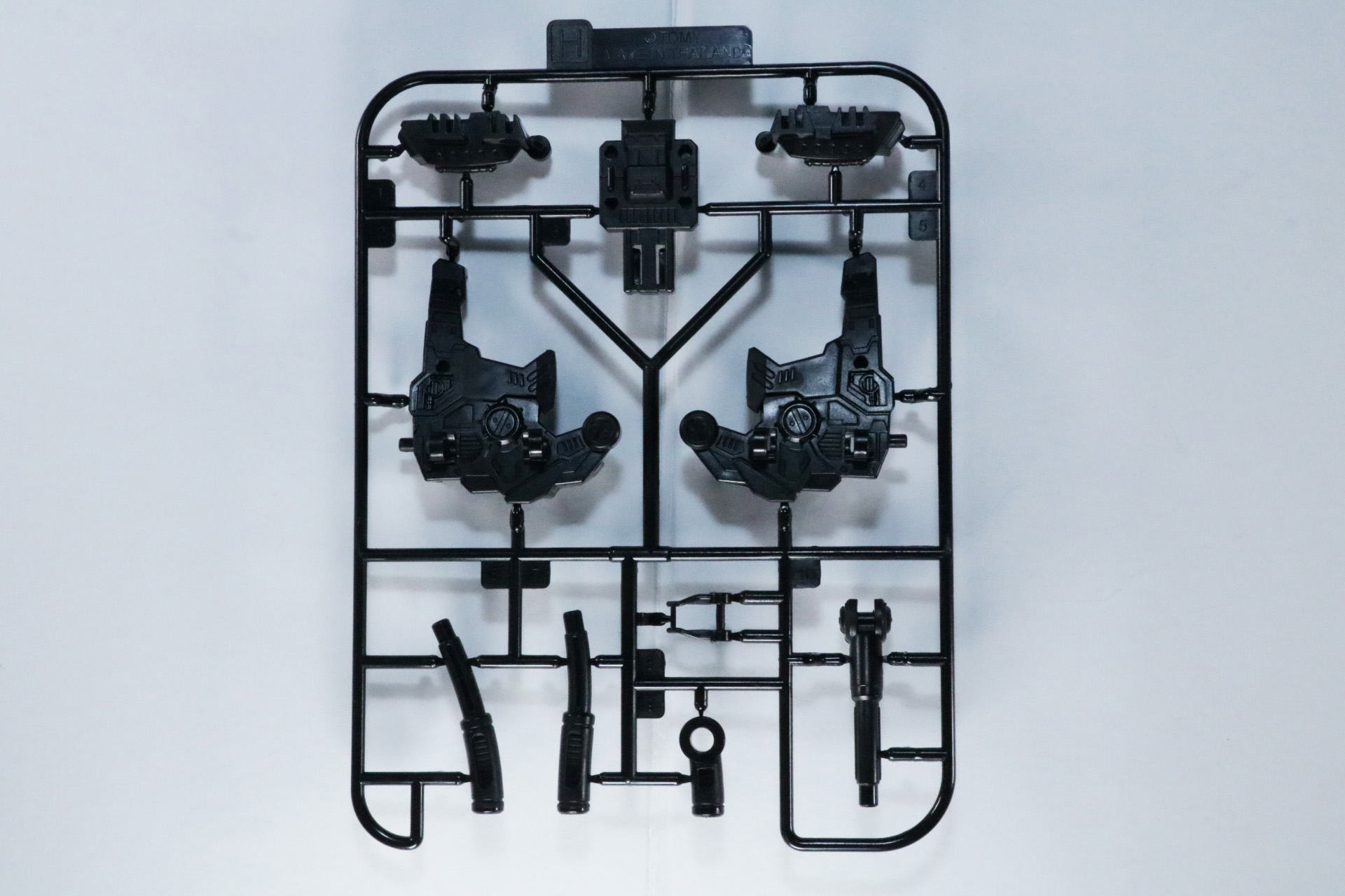 クリアパーツにも塗装が施されている