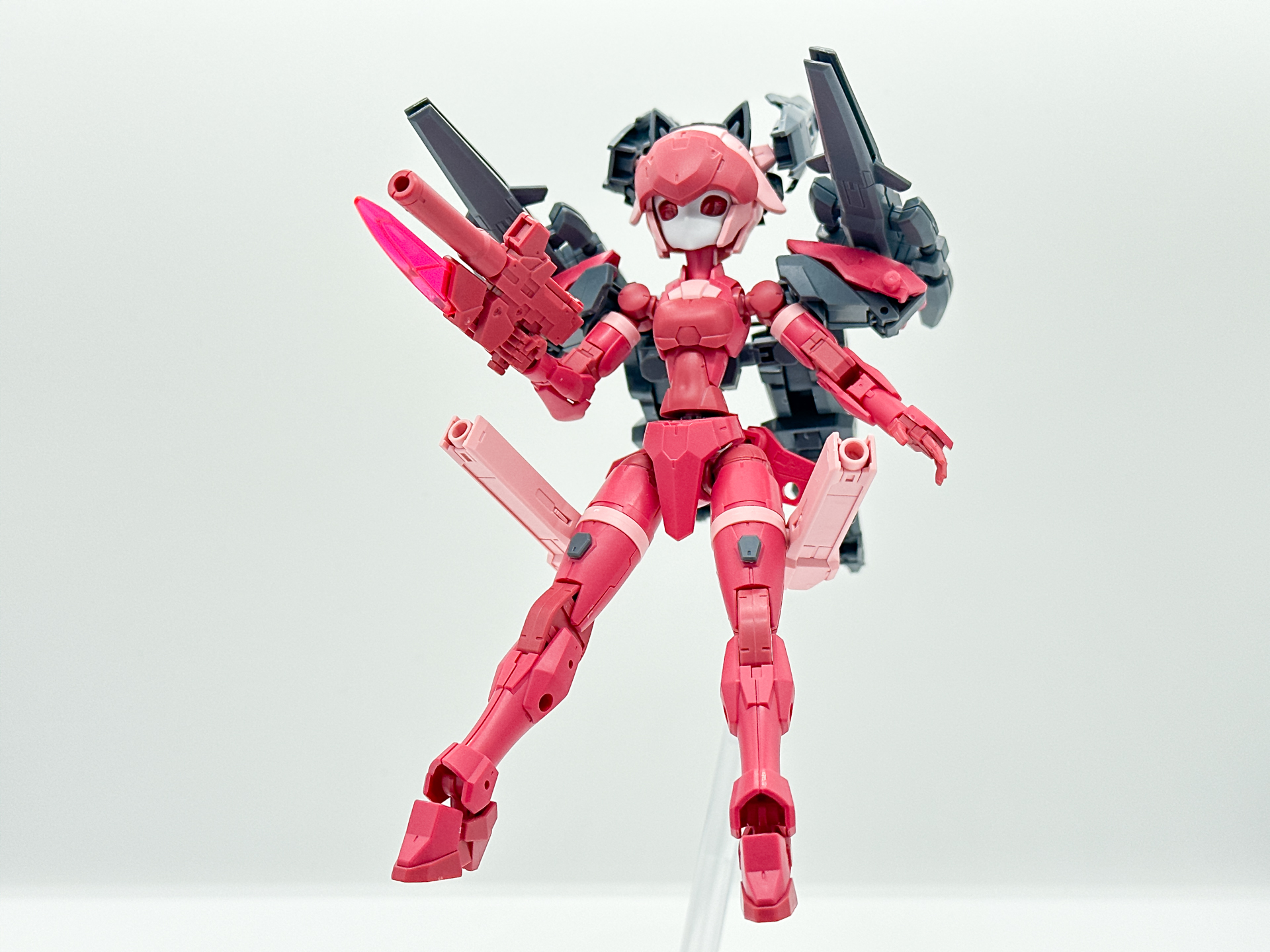 せっかくなので今回紹介したキットのみを使用してオリジナルの武装を表現してみました。30MMはこのような楽しみ方が魅力です。