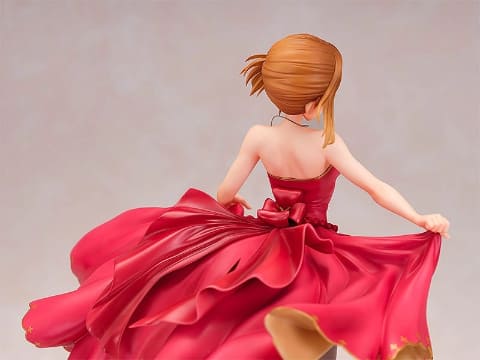 アニメ「ライザのアトリエ」よりドレスを身に纏い華やかに舞う