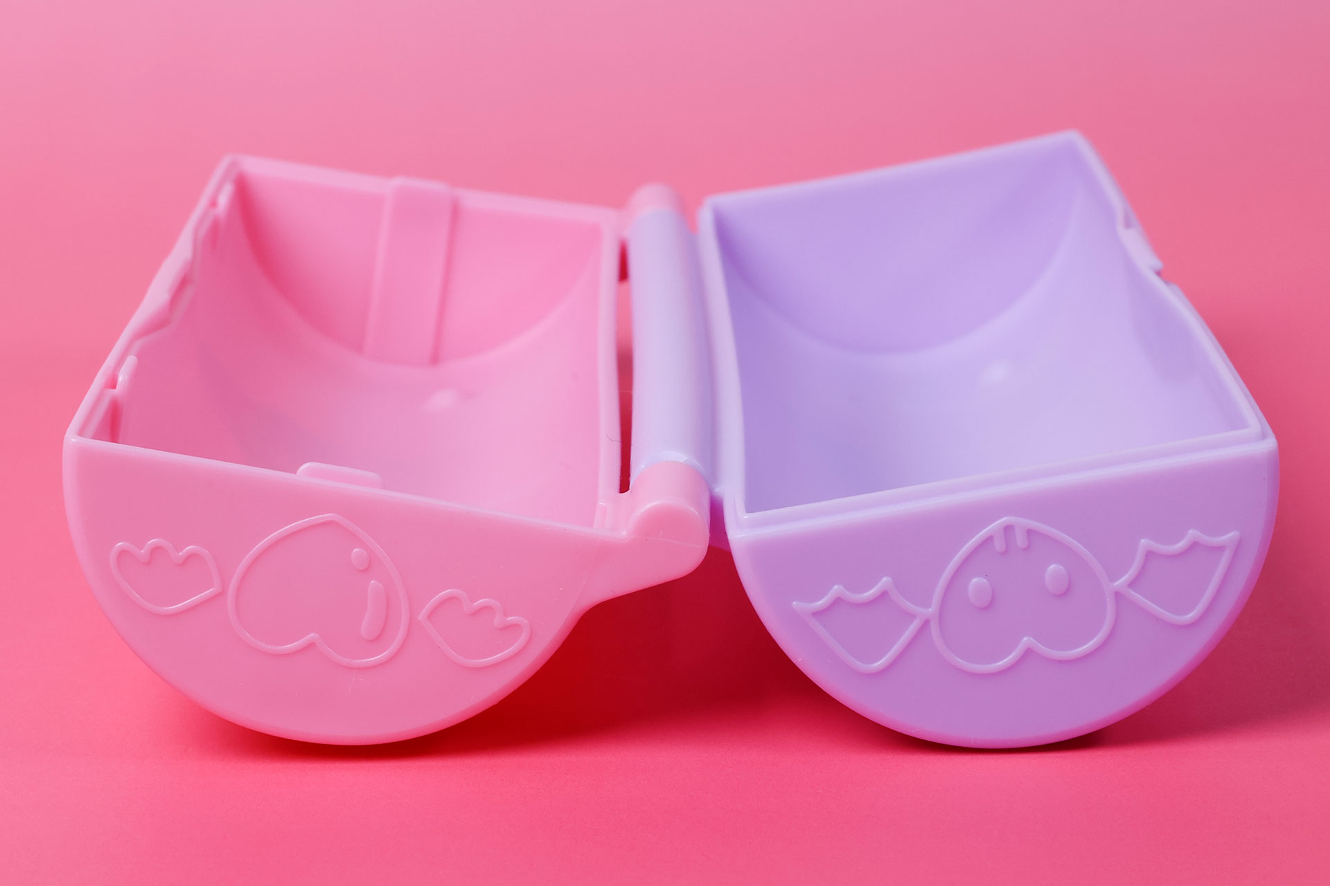 こちらはマルチケースを開けたところ