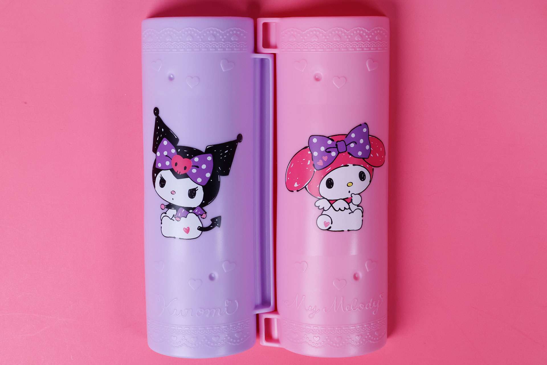 ケースを開けたところを外側から見たところ