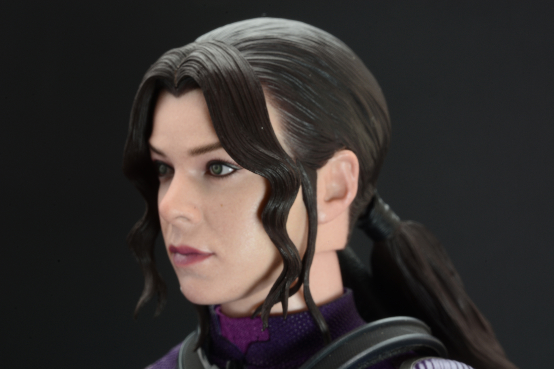 前髪のウェーブのかかった表現などもきちんと再現