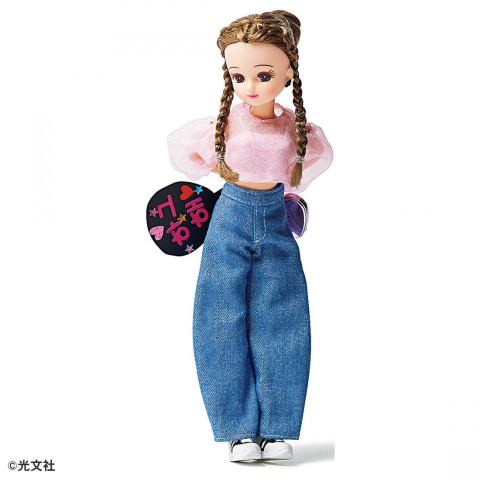 0910-148 リカちゃん VERY　コラボ コーディネート タカラトミー 目覚め始めたおしゃれゴコロに♥VERYコラボ第3弾のリカちゃんを | VERY
