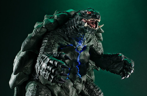 ガメラリバース」よりガメラフィギュア予約開始！ 足裏まで高密度に