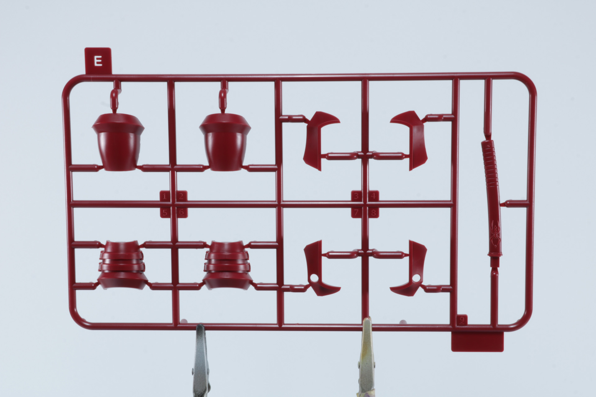 Hパーツは塗装済みパーツとなっている