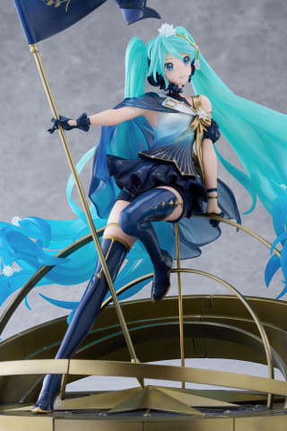 初音ミク」生誕15周年特別企画で「STAR」をテーマにした衣装の