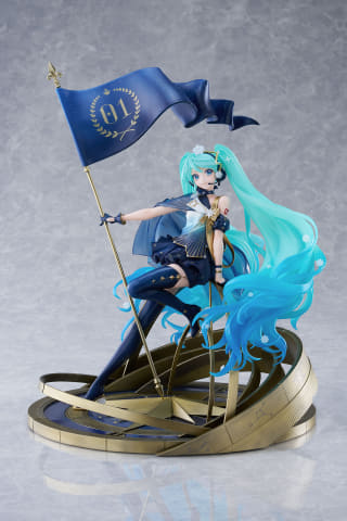 初音ミク」生誕15周年特別企画で「STAR」をテーマにした衣装の