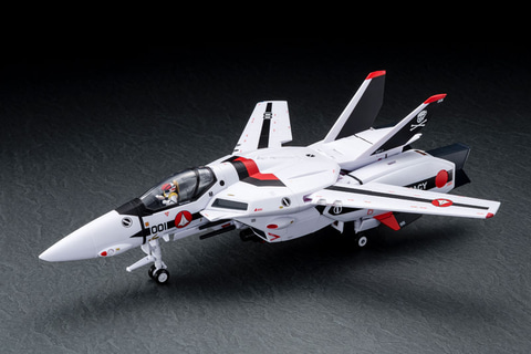 マクロス」フィギュア「完全変形VF-1Sストライクバルキリー ロイ